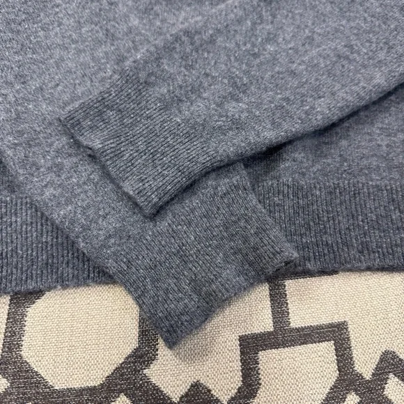 Nordstrom 100% Cashmere Crewneck Sweater Gray Sz M - Picture 5 of 10